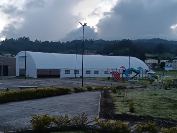 Hangares, bodegas y campamentos - Imagen 73